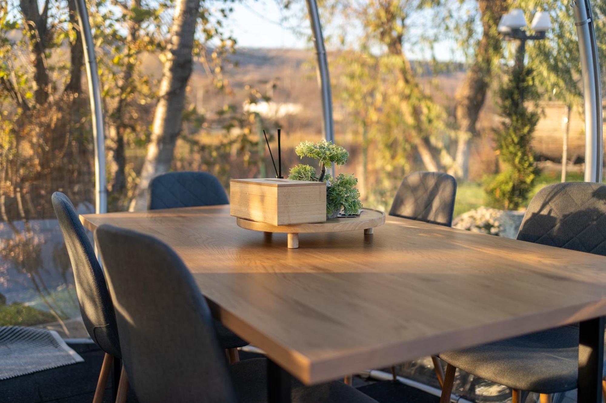 Glamp In Style Pods Resort Μπραν Εξωτερικό φωτογραφία